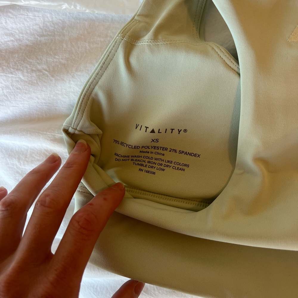 Vitality Revive Racer Bra - Picture 5 of 5
